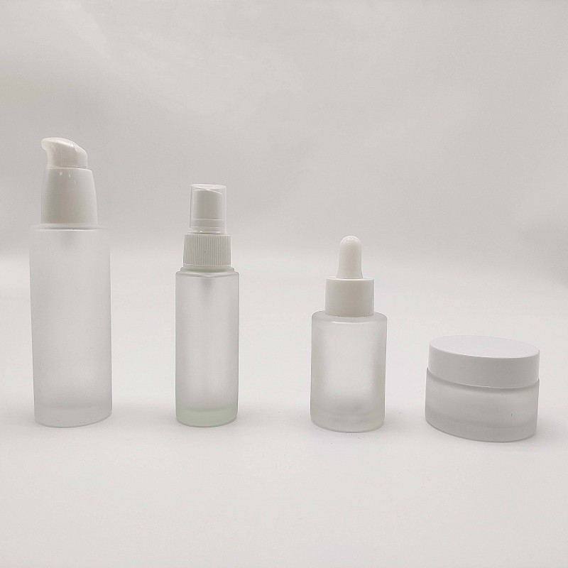 Elegant 30ml & 50ml Frosted Cosmetic Bottle Set – The Perfect Touch for Your Beauty Essentials (3)