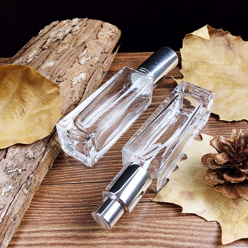 Elegant & Precise Perfume Bottle-30ml (4)