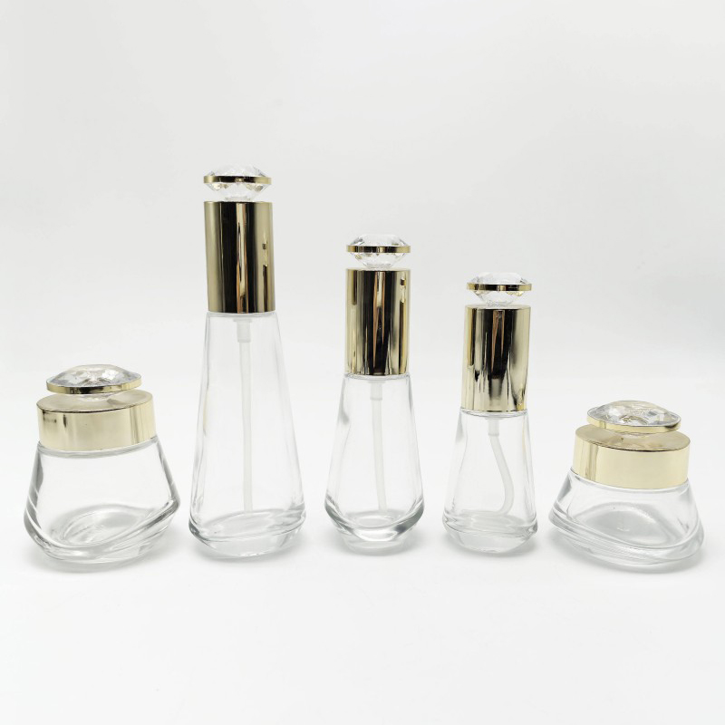 Elevate Your Skincare with Premium Recyclable Glass Packaging (3)
